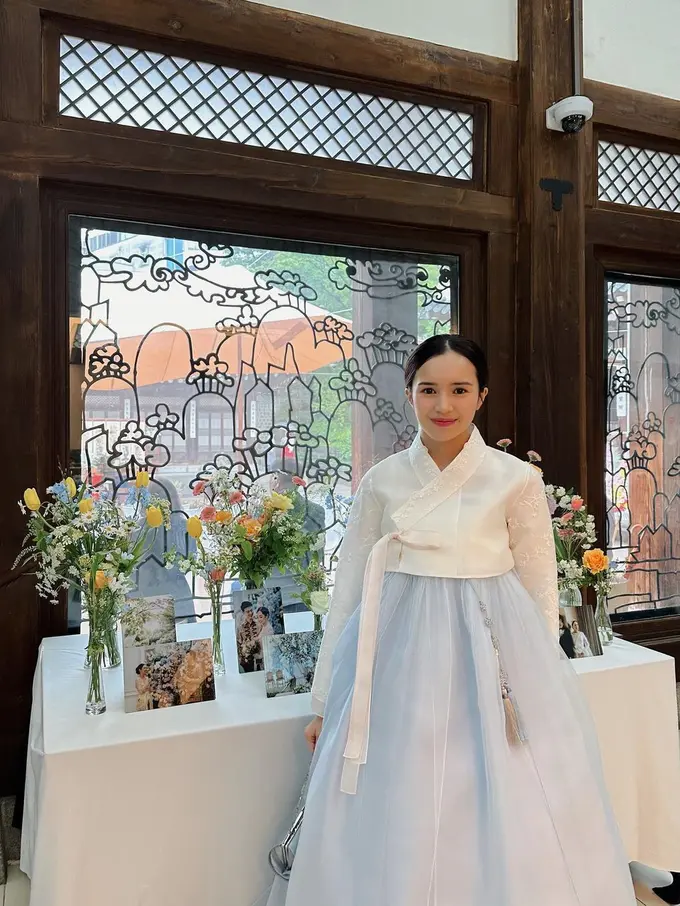 Potret Beby Tsabina hadiri anniversary pernikahan calon kakak ipar (Sumber: Instagram/@bebytsabina)