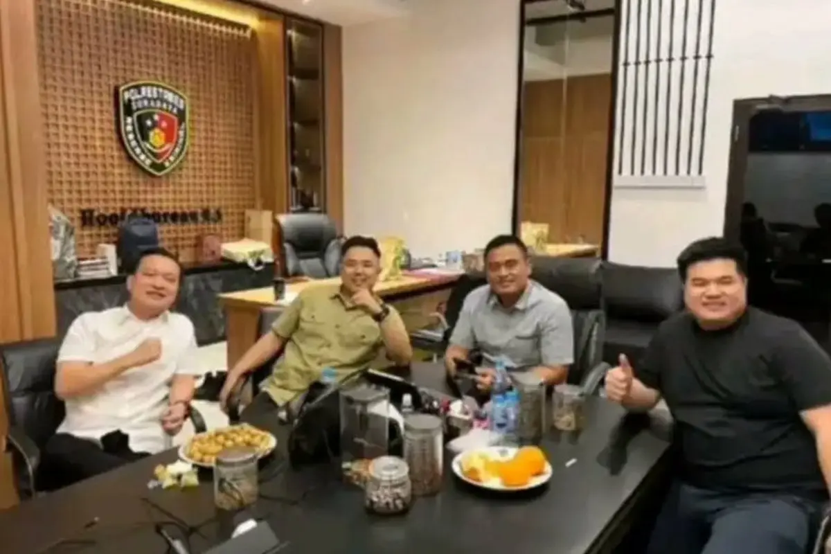 Kompol Teguh Setiawan dan Ivan Sugianto