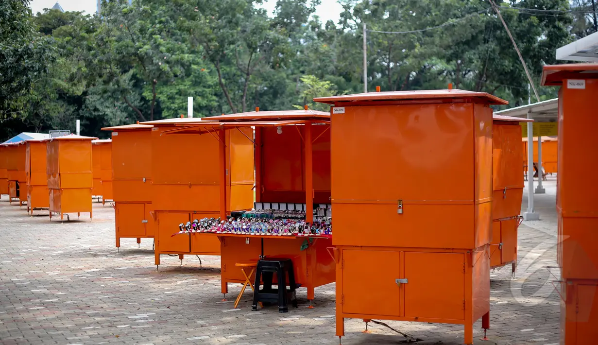 Food & Culture Park Lenggang Jakarta adalah program percontohan penataan pedagang kaki lima (PKL) di ibu , Jakarta, Kamis (14/5/2015). Rencananya Gubernur Basuki akan meresmikan tempat tersebut awal Juni. (Liputan6.com/Faizal Fanani)