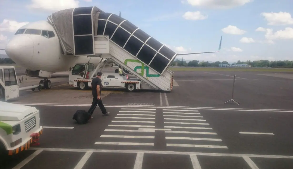 Selesai sudah band aliran metal progressive, Dream Theater menggemparkan panggung JogjaRockarta. Selama dua hari, tepatnya di tanggal 29-30 September 2017, mereka menghibur penggemarnya. (Bambang E.Ros/Bintang.com)