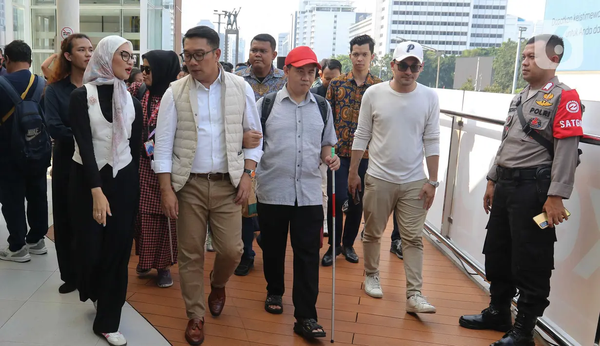 Salah satu curahan hati penyandang disabilitas saat beraktivitas di kota Jakarta adalah persoalan mobilitas. (Liputan6.com/Herman Zakharia)