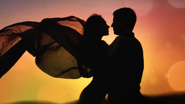 Starlite: Pasangan Hollywood Paling Romantis