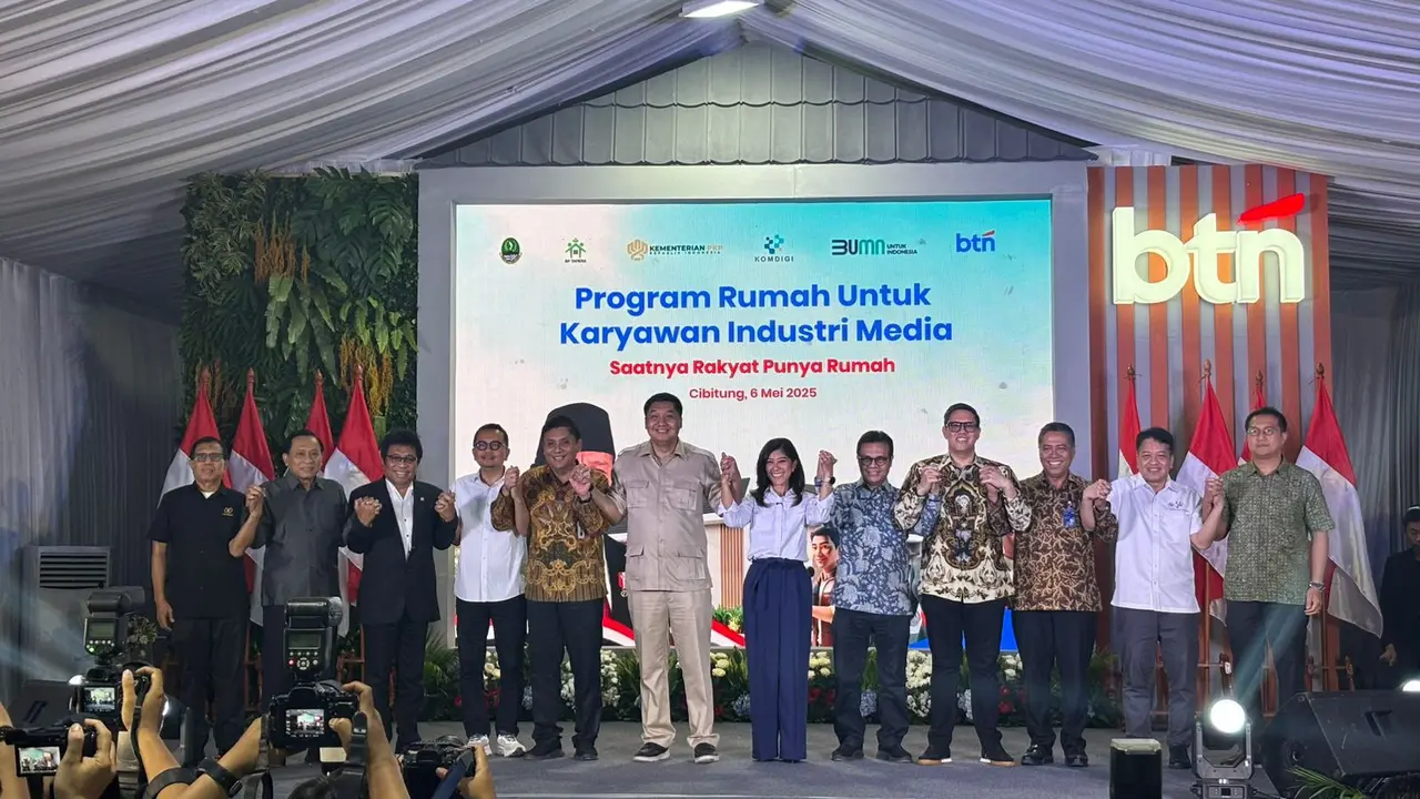 Acara penyerahan kunci rumah kepada para wartawan di Perumahan Gran Harmoni Cibitung, Bekasi, Jawa Barat, Selasa (6/5/2025). (Foto: Liputan6.com/Tira Santia)