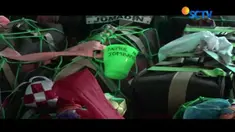 Jelang keberangkatan ke Tanah Suci, ribuan koper calon jamaah haji asal Jombang, Jawa Timur, mulai disetorkan ke kantor kementerian agama.