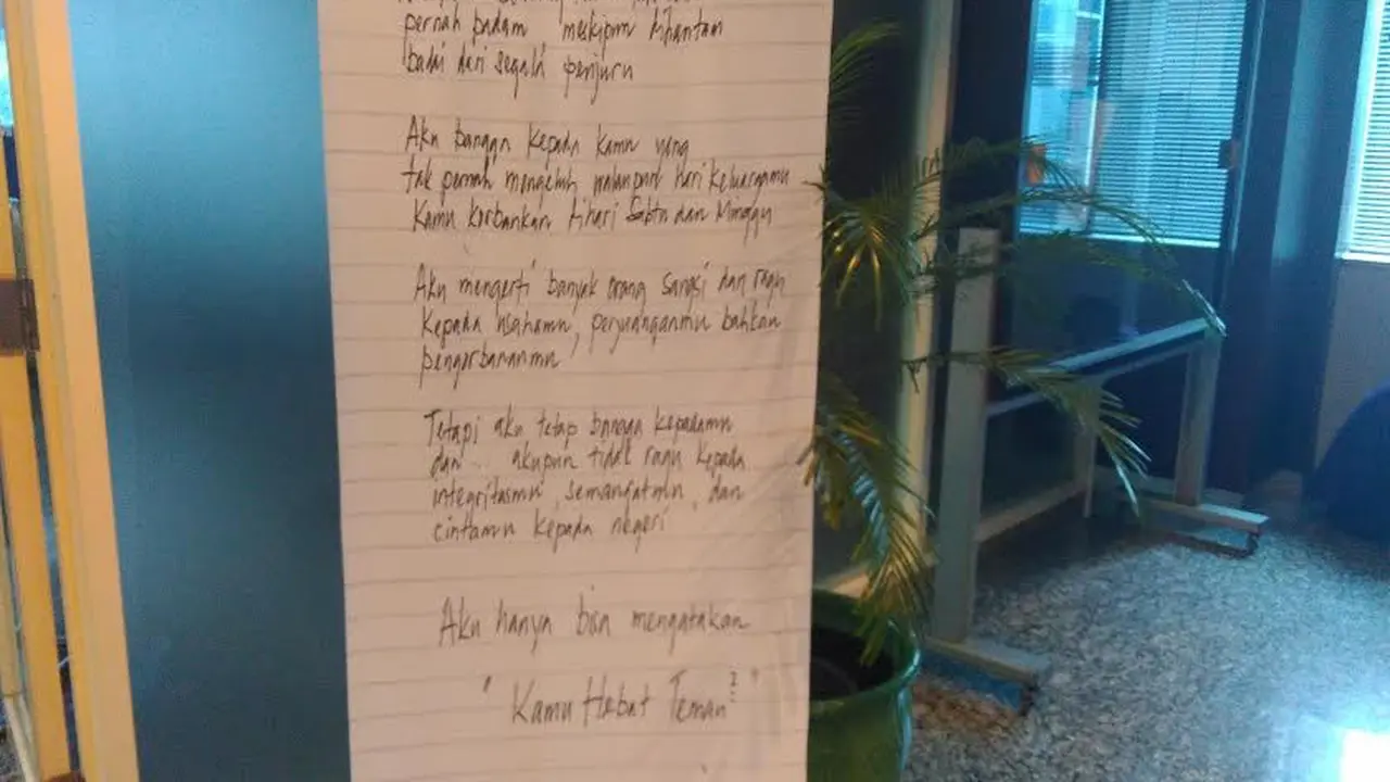 Direktur Jenderal (Dirjen) Pajak Ken Dwijugiasteadi memberikan apresiasi secara pribadi atas pengorbanan para pegawai pajak untuk menyukseskan Program Pengampunan Pajak (tax amnesty) lewat sepucuk surat. (Liputan6.com/Fiki Ariyanti)