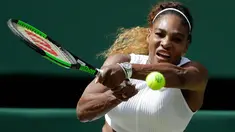 Petenis AS, Serena Williams mengembalikan bola ke arah petenis Republik Ceko, Barbora Strycova pada babak semifinal Grand Slam Wimbledon di All England Lawn Tennis Club, Kamis (11/7/2019). Serena Williams menang dua set langsung dengan skor 6-1, 6-2, dalam laga berdurasi 59 menit. (AP/Ben Curtis)