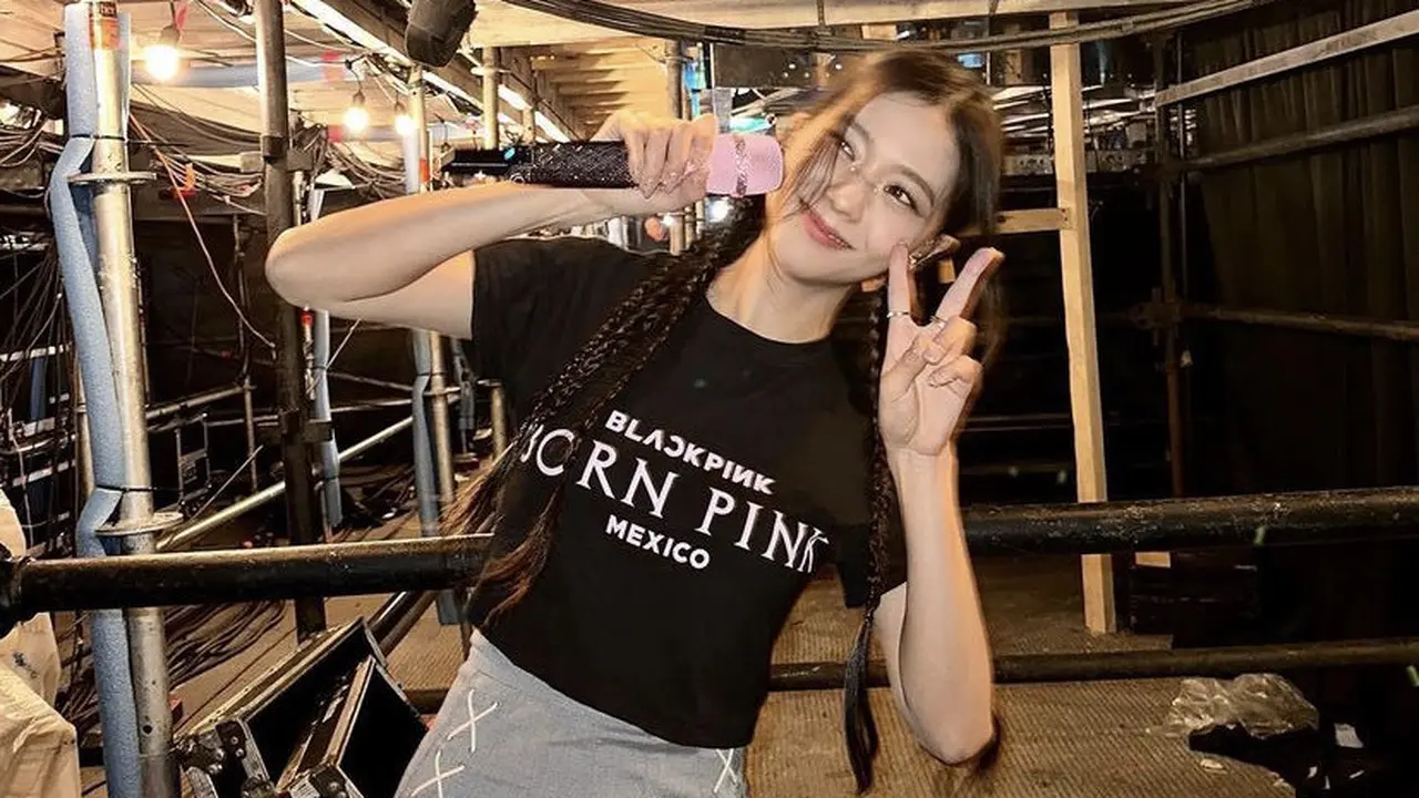 Penampilan Outfit Terakhir Jisoo BLACKPINK sebelum Covid-19