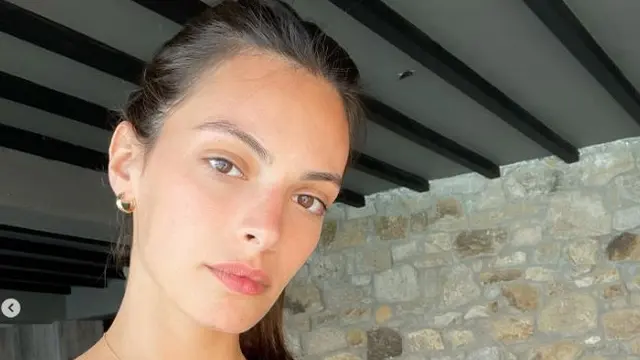 6 Potret May Tager, Model Israel yang Diduga Gantikan Bella Hadid di Iklan Dior