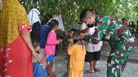 Dansatgas TMMD Letkol Inf Bangun IE Siregar memantau langsung pelakasanan TNI Manunggal Membangun Desa (TMMD) ke-111 Kodim 0510/Trs di Desa Jambe, Tangerang (Pramita Tristiawati)