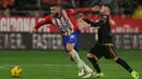 Saat ini, Girona berada di posisi dua klasemen sementara LaLiga Spanyol dengan 59 poin dari 26 laga. (LLUIS GENE/AFP)