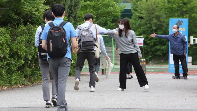 Rutinitas Baru Pelajar SMA di Korea Pasca Pandemi Covid-19