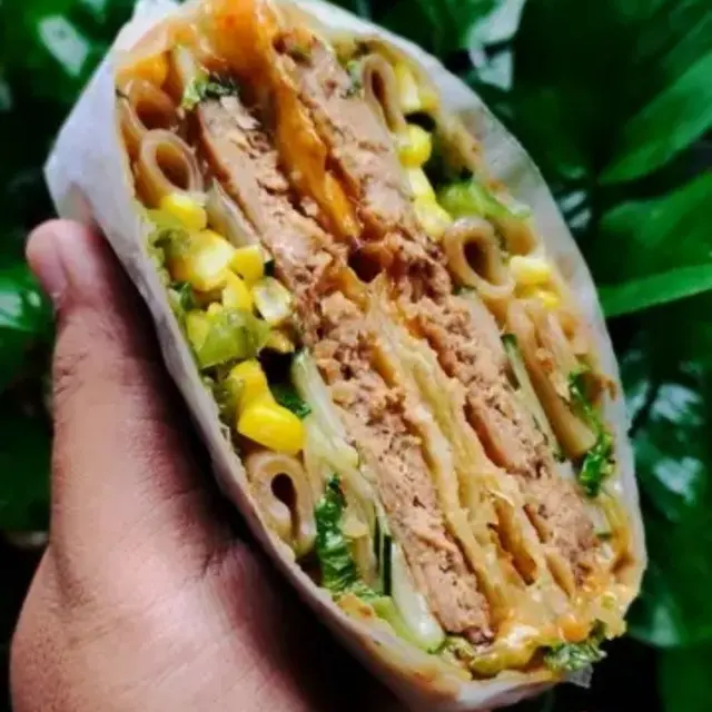 Resep lumpia burger. (dok. Cookpad  @MirnaWidodo87)