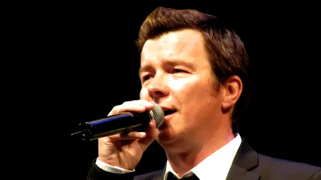 [Bintang] Rick Astley