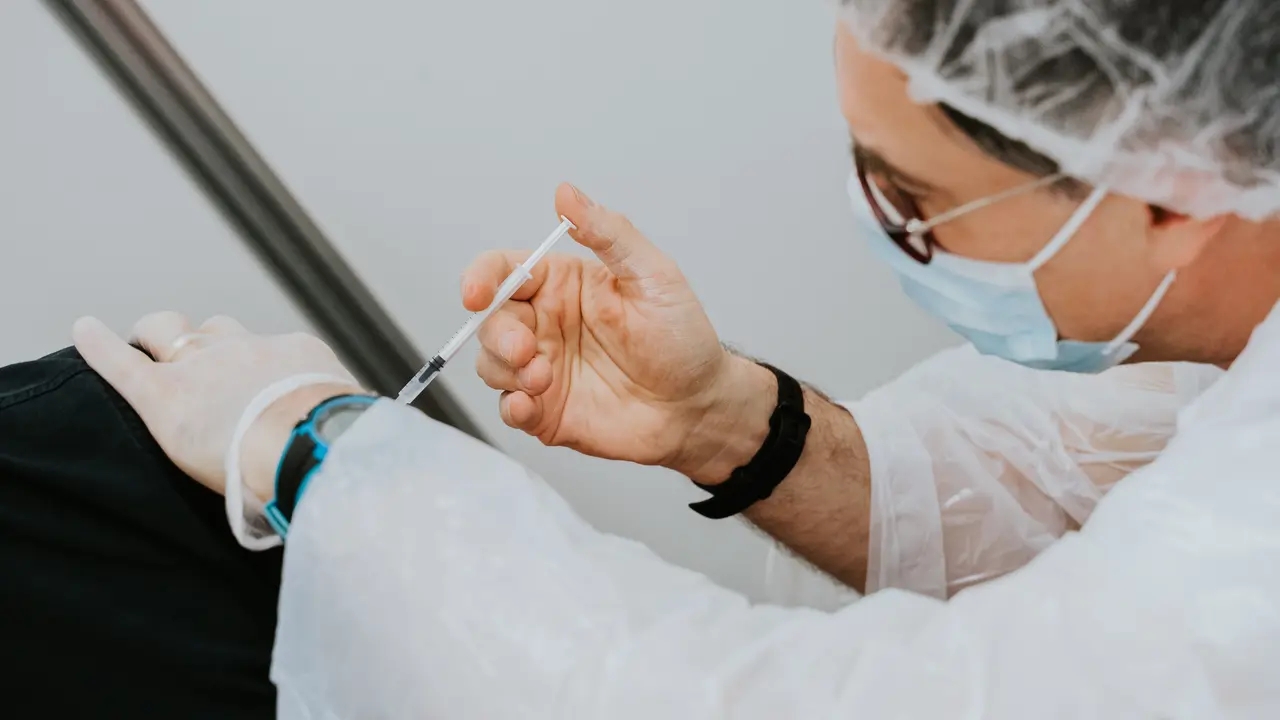 Vaksin Pfizer tiba di Indonesia/unsplash Mat Napo