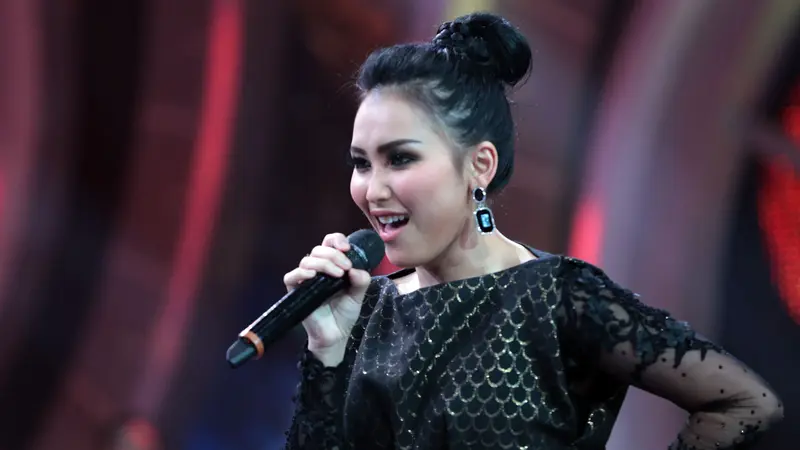 [Bintang] Ayu Ting Ting