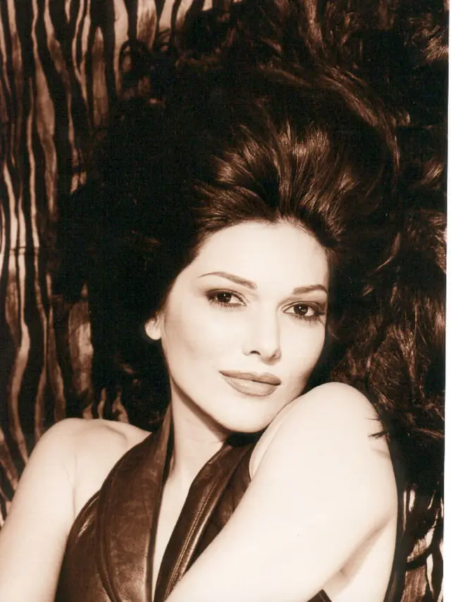 Laura Harring