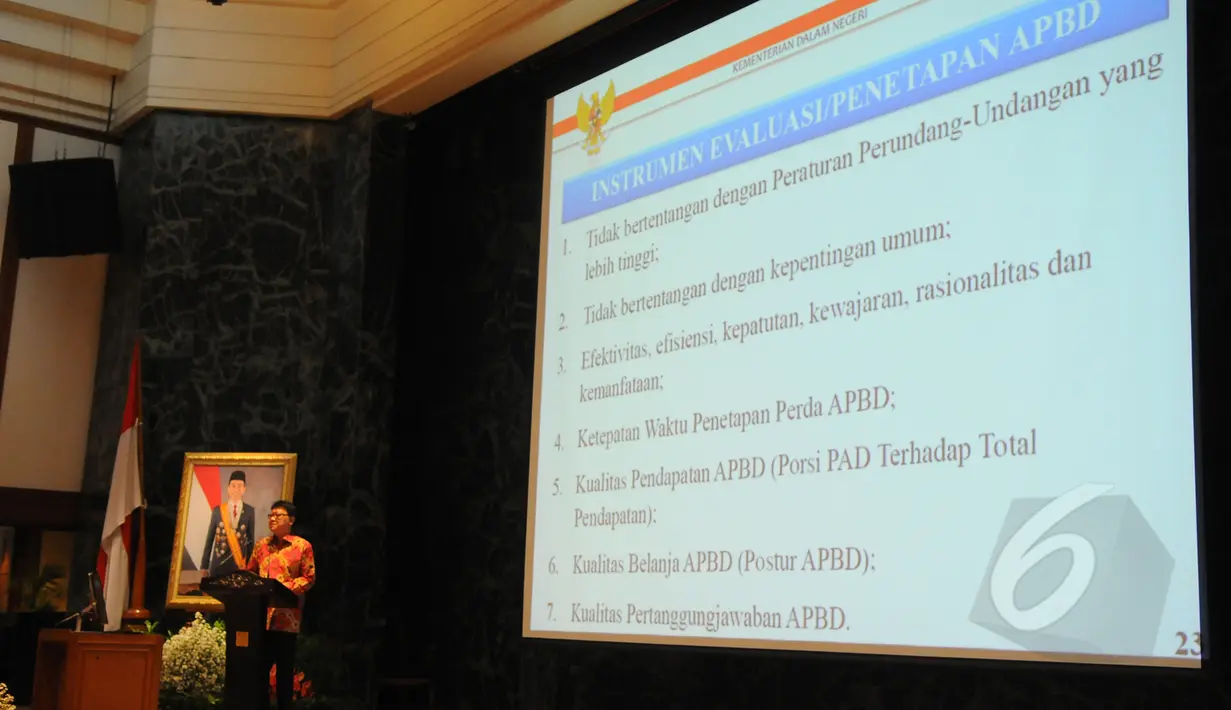 Mendagri Tjahjo Kumolo memberikan kata sambutan pada pembukaan Musyawarah Perencanaan Pembangunan (Musrenbang) tingkat Provinsi DKI Jakarta di Balai Kota, Jakarta, Selasa (14/4/2015). (Liputan6.com/Herman Zakharia) 