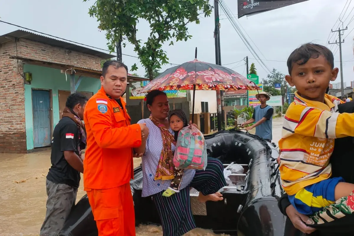 Evakuasi banjir