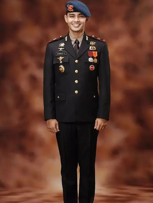 6 Potret Drajad Djumantara Kekasih Febby Rastanty yang Seorang Polisi (Sumber: Instagram/sumiyarti_pru)