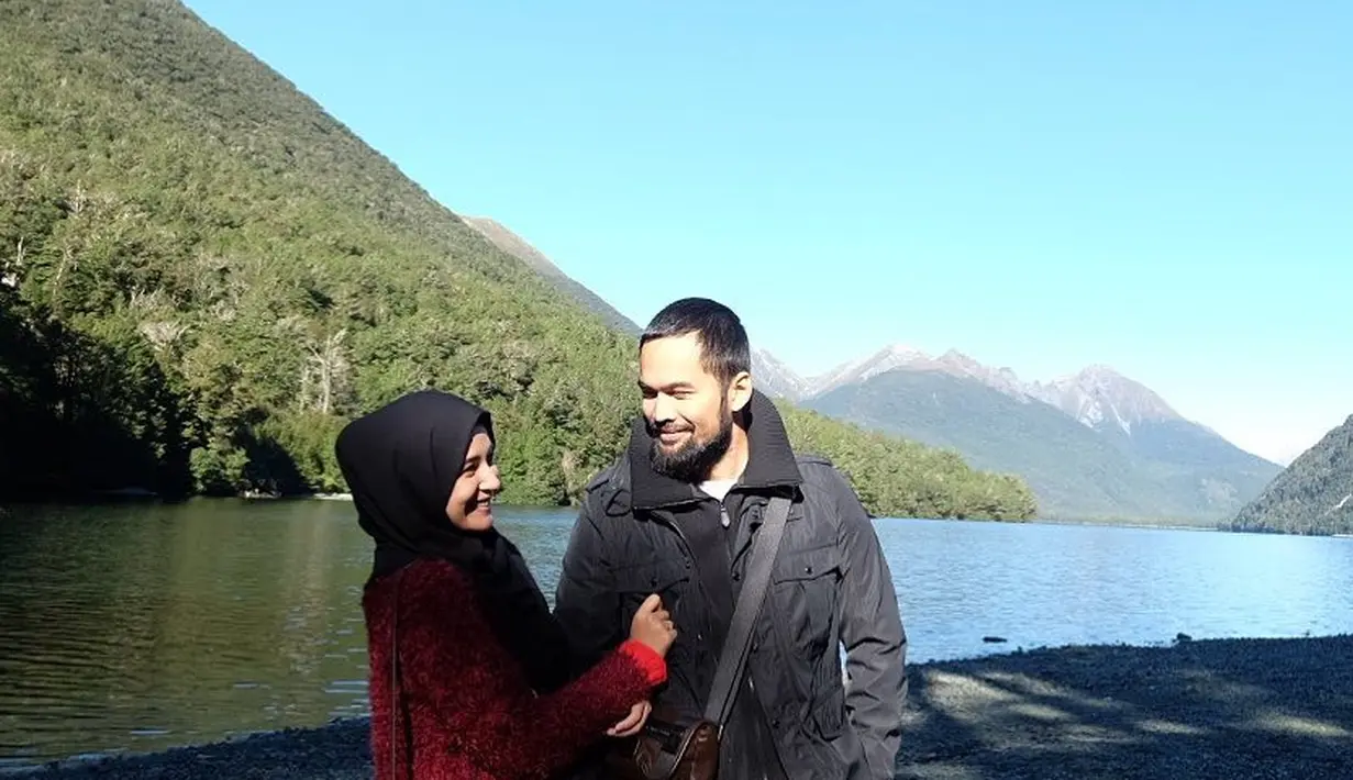 Terkait perjuangannya istri mengandung buah cintanya itu juga mengingatkan Wisnu dalam salah satu surat AlQuran. Seperti diketahui, beberapa tahun belakangan ini ia mengurangi kegiatannya di dunia entertainmen dan memperdalam agama. (Instagram/teukuwisnu)