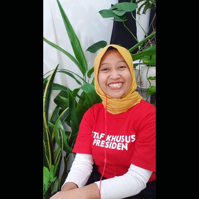 7 Potret Ayu Kartika Dewi, Stafsus Jokowi yang Gelar Pernikahan Beda Agama