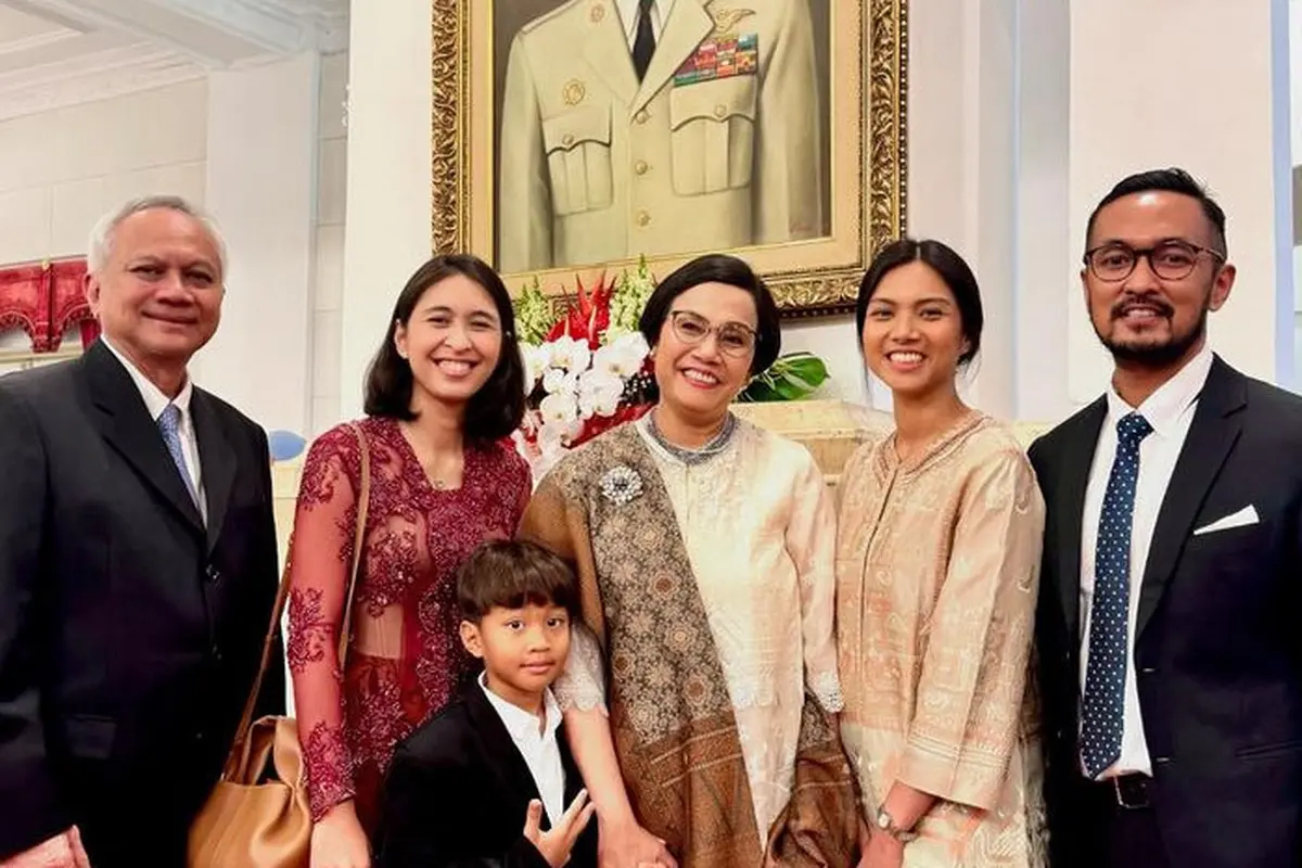 Sri Mulyani salah satu Menteri Perempuan Baru di Kabinet Merah Putih Saat Dilantik Prabowo