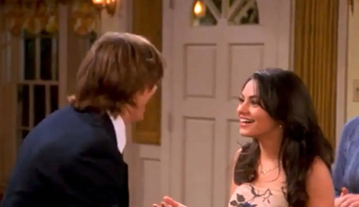 Meski baru merayakan ulang tahun pernikahan ketiga, namun keduanya sudah saling mengenal dan dekat selama 20 tahun terakhir. (E! News)