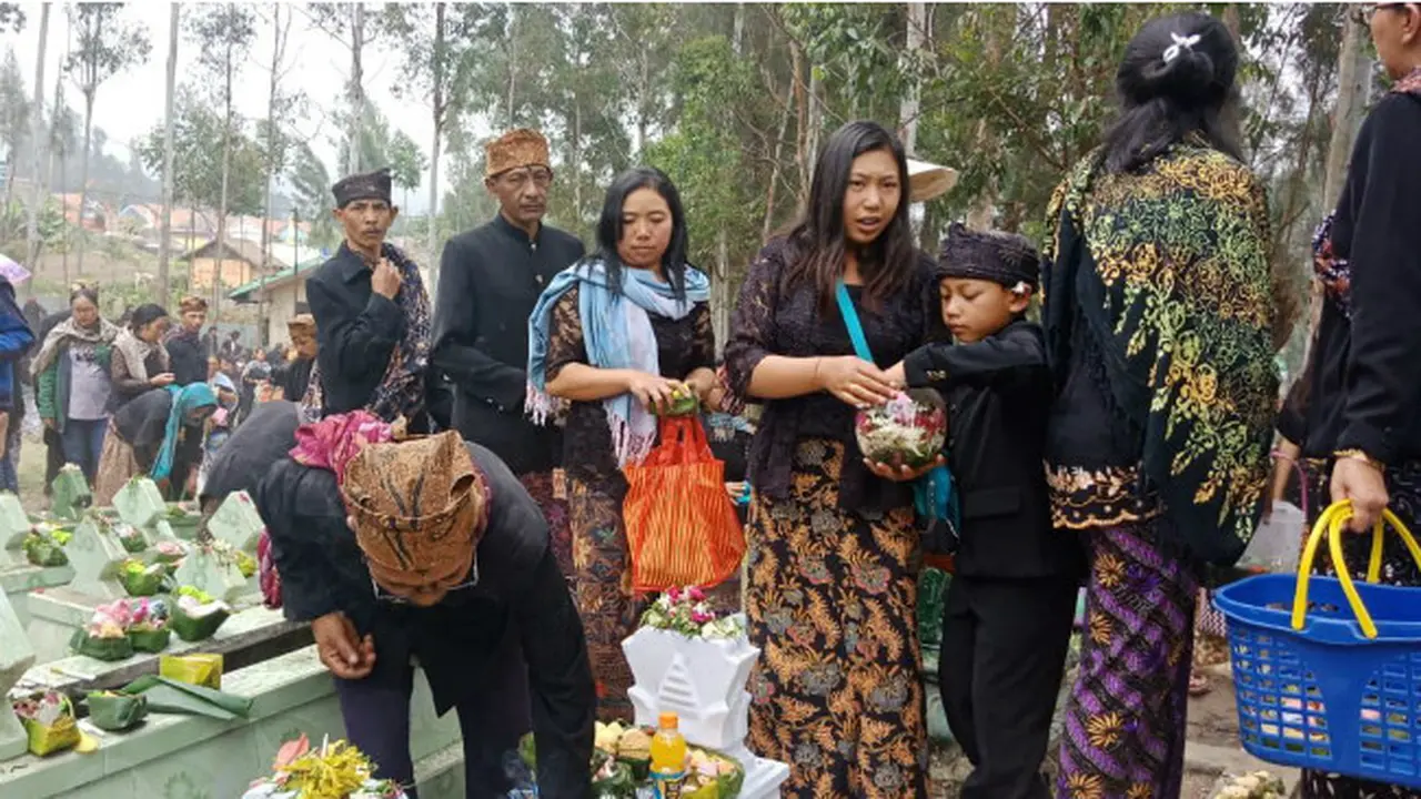 Nyadran Budaya Leluhur Suku Tengger Bromo Tetap Lestari