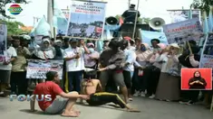Menurut koordinator pengunjuk rasa, penggunaan cantrang tidak perlu dilarang melalui Peraturan Menteri Kelautan dan Perikanan.