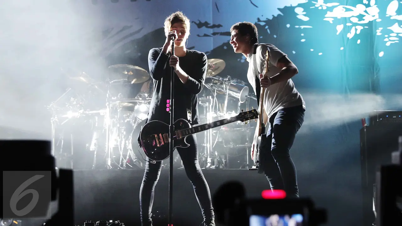 20160305-5 Seconds Of Summer Hibur Penggemar di Indonesia-Tangerang-Angga Yuniar