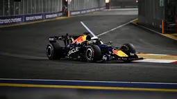 Max Verstappen Menang Perdana di F1 GP Singapura, Ungguli Charles Leclerc