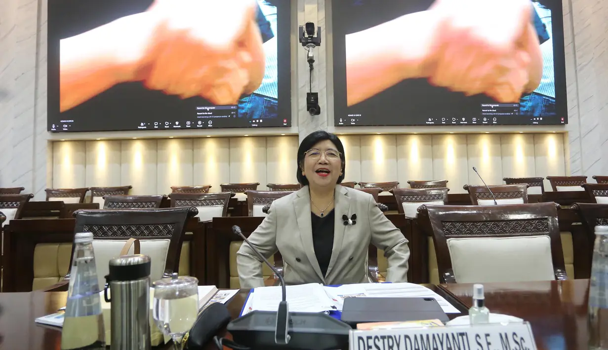 Calon Gubernur Bank Indonesia (BI) Destry Damayanti mengikuti uji kelayakan dan kepatutan (fit and proper test) bersama Komisi XI DPR di Kompleks Parlemen, Senayan, Jakarta, Rabu, 26 Agustus 2026. (KLY/ Arie Basuki)