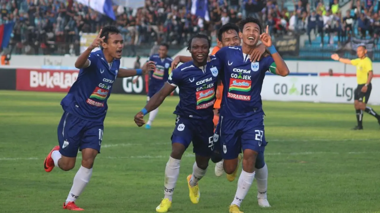 PSIS Semarang vs Perseru Serui