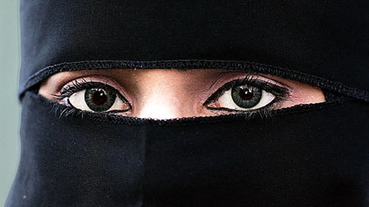 Anak Perempuan Dipaksa Menikah, Orangtua Tuai Kecaman