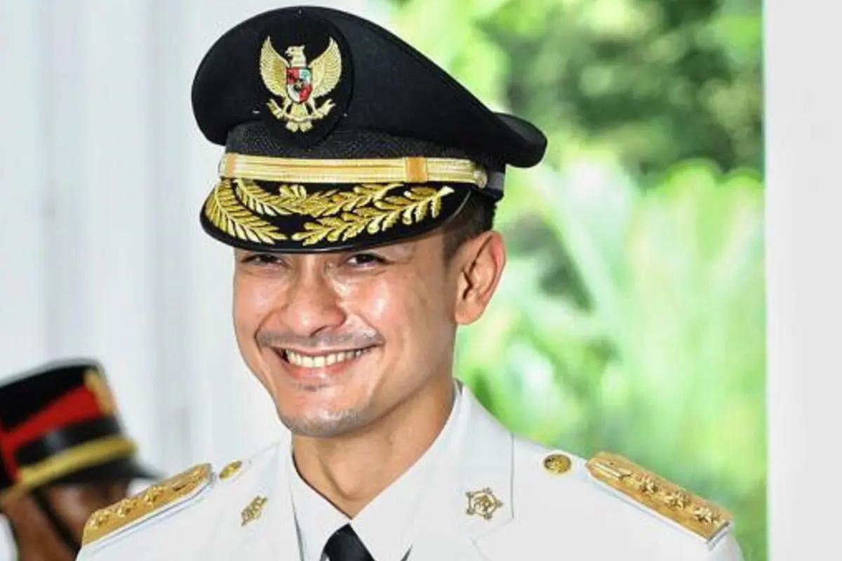 [Bintang] Zumi Zola