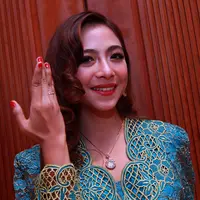 Nadia Vega menikah dengan Sultan Yaar Jorik Dozy di Bali pada 8 Juni 2015 lalu, mereka memutuskan untuk menunda momongan. (Deki Prayoga/Bintang.com)