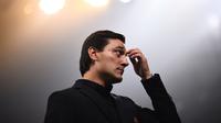 Ekspresi Pelatih AC Milan, Vincenzo Montella, di tengah laga kontra AEK Athena, pada laga lanjutan Liga Europa 2017-2018, di Stadion San Siro, Milan, Jumat (20/10/2017) dini hari WIB.  (AFP/Marco Bertorello)