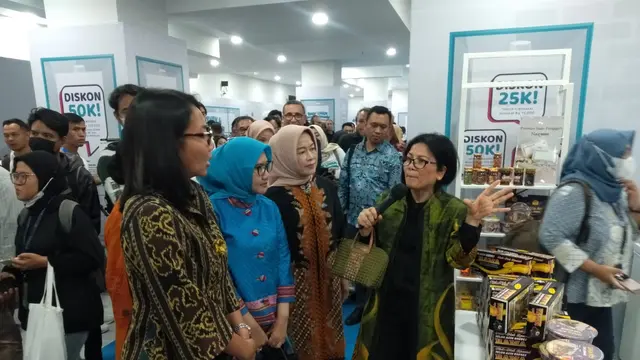 Kementerian BUMN bekerjasama dengan PT Perusahaan Gas Negara Tbk dan PT Kereta Api Indonesia (Persero) mengadakan Bazar UMKM Untuk Indonesia