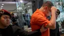 Sebelumnya, LQ alias Joe Lin terdeteksi cekal dan tertolak saat mencoba melintas melalui autogate, serta berusaha menghindari pemeriksaan petugas.