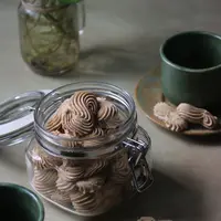 Ilustrasi kue semprit larut./Copyright shutterstock.com/g/Nurmalia