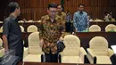 Mendagri Tjahjo Kumolo saat menghadiri rapat kerja dengan Komisi II DPR RI di Komplek Parlemen Senayan, Jakarta, Selasa (31/5). Rapat tersebut mengagendakan Pengambilan Keputusan Tingkat I Revisi UU Pilkada. (Liputan6.com/Johan Tallo)