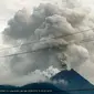 Gunung Lewotobi Laki-Laki mengalami erupsi lagi, Selasa (16/1/2024), pukul 16.30 Wita. (Liputan6.com/ Dok Magma ESDM)