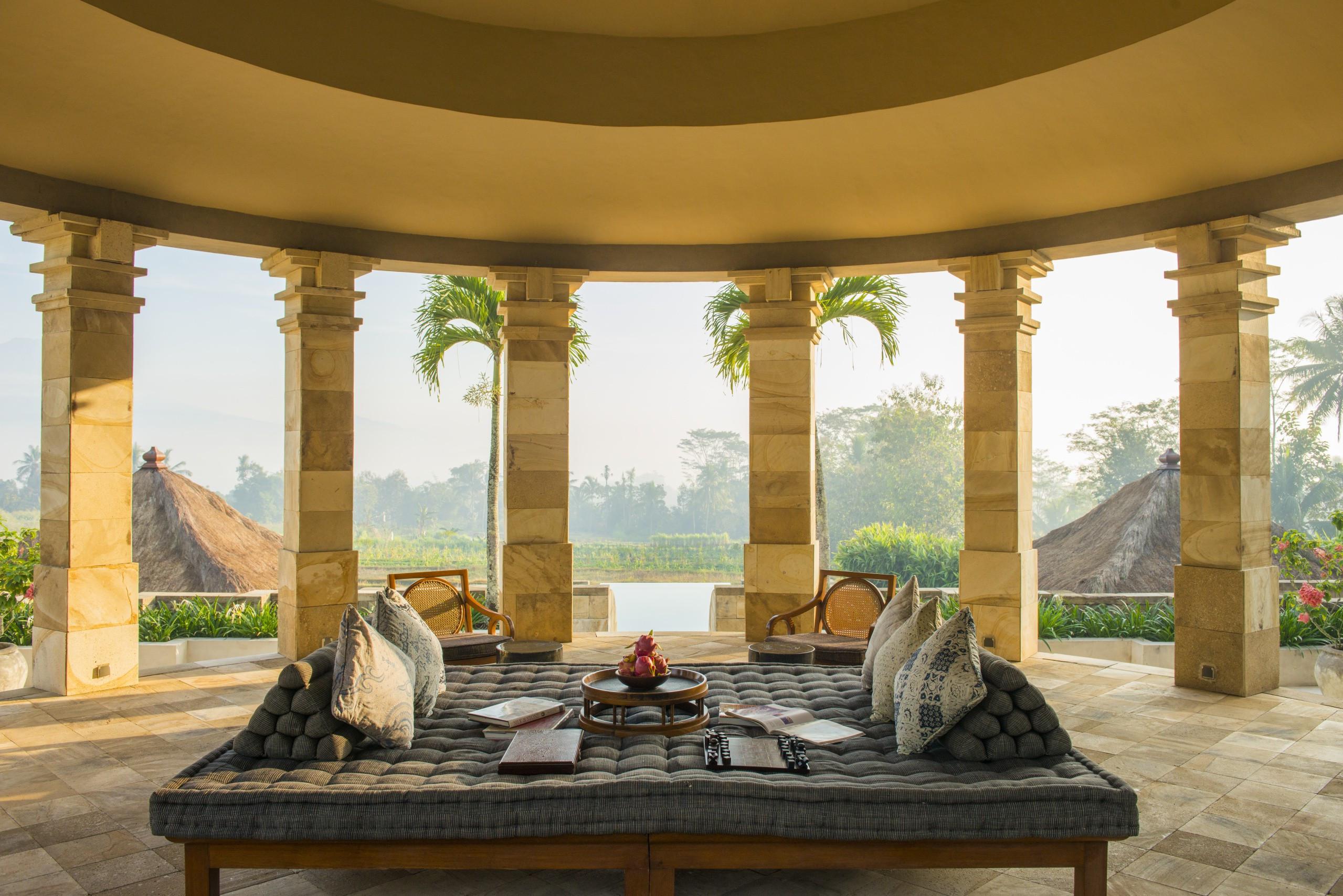 Luxury Travel: Sambut Pagi dengan Pemandangan Mewah ...