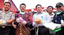 Acara ini dihadiri Kapolda Metro Jaya Irjen Polisi Dwi Priyatno, perwakilan Plt Gubernur DKI Jakarta Basuki Tjahaja Purnama, Ketua BNP DKI Jakarta Ali Johardi, serta Kepala KPP Bea Cukai Soetta, Tangerang, Kamis (19/6/14). (Liputan6.com/Faisal R Syam)