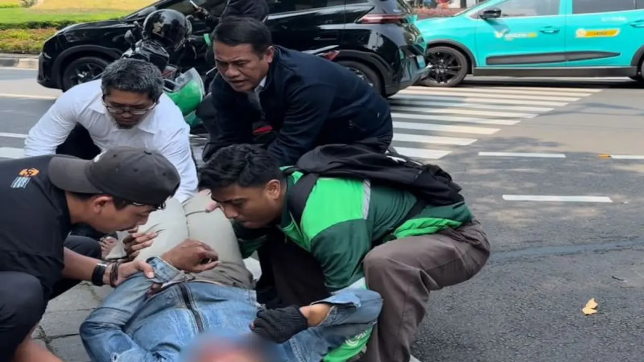Momen Mentan Bantu Korban Kecelakaan hingga Telat Rapat Bareng Prabowo