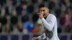 Penyerang Barcelona, Ferran Torres berselebrasi usai mencetak gol ke gawang Viktoria Plzen pada pertandingan lanjutan Grup C Liga Champions di Doosan Arena di Plzen, Republik Ceko, Rabu (2/11/2022). Ferran Torres mencetak dua gol dan mengantar Barcelona menang atas Viktoria Plzen 4-2. (AP Photo/Petr David Josek)