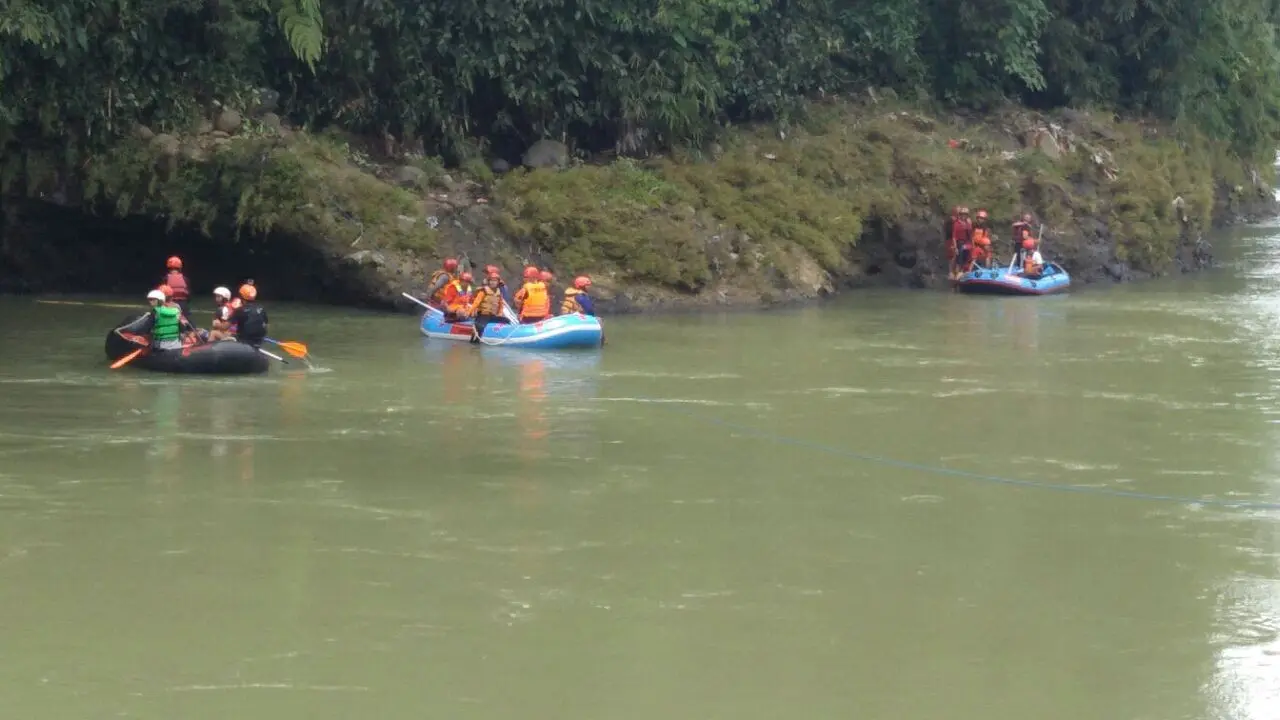 Santri Hanyut di Bogor