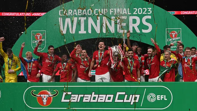 Foto: Akhirnya Setelah 6 Tahun MU Bisa Pamer Trofi Lagi