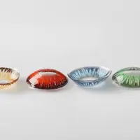 Pilih warna softlens sesuai undertone kulit. (Foto: Freepik/pixel-shot.com)