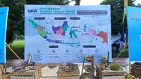 Hasil komoditi pertanian petani dampingan Walhi Jambi di PRLH 2022 di depan Kantor Gubernur Jambi, Sabtu (4/6/2022). Para petani yang menghasilkan komoditi pertanian ini masih berjuang agar diakui negara atas hak tanah garapannya. (Liputan6.com/Gresi Plasmanto)